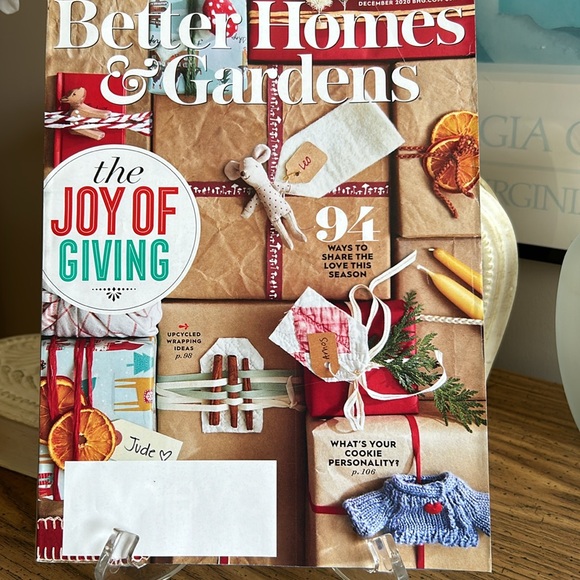 6 BH&G Magazines Fall/Winter/Holiday - Picture 6 of 16